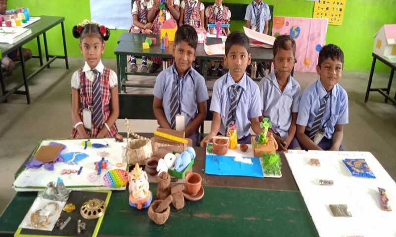 Science Expo 16